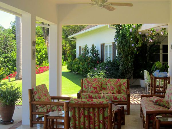 Jamaica Home 960174