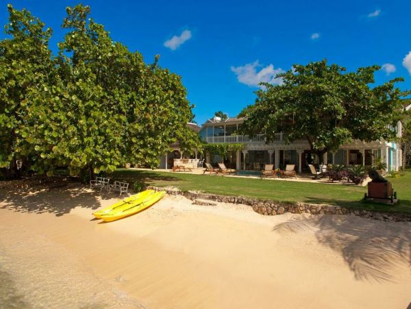 Jamaica Home 960288