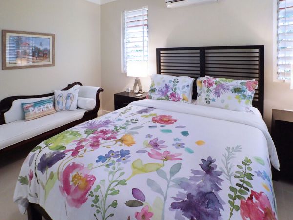 Jamaica Home 960290