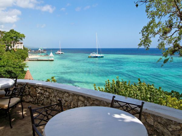 Jamaica Home 960293