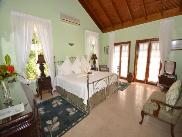 Jamaica Home 960315