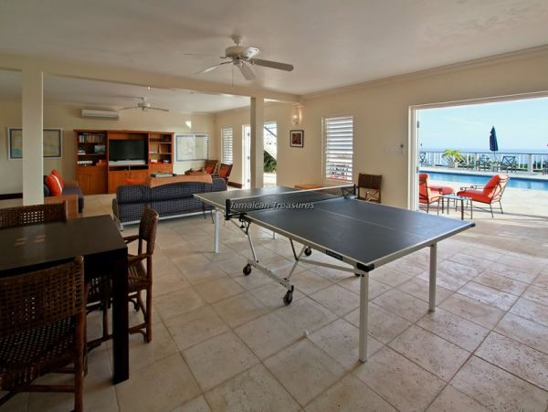 Jamaica Home 960318