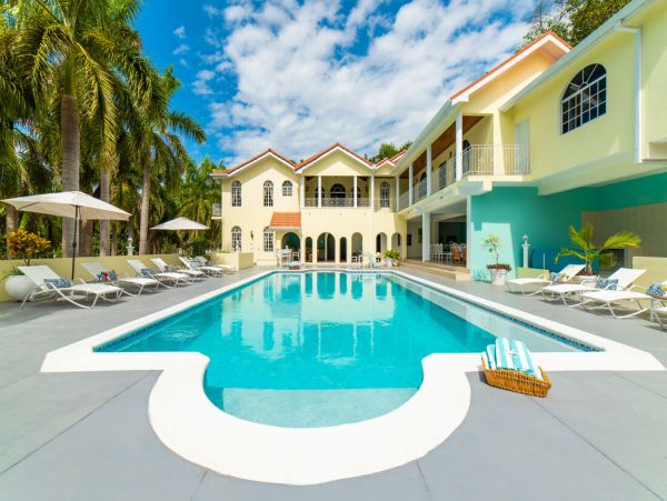 Jamaica Home 960322