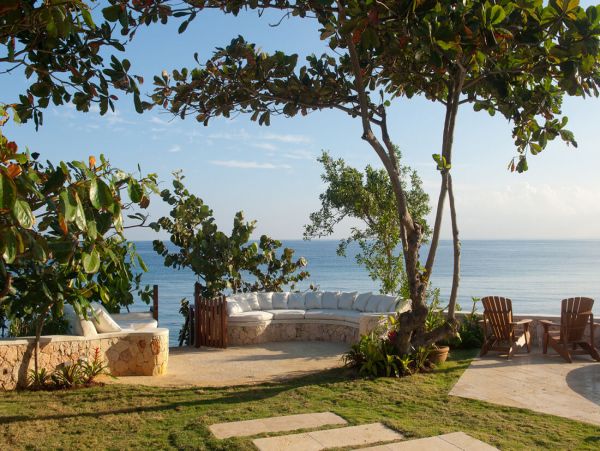 Jamaica Home 960326