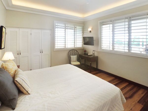 Jamaica Home 960332