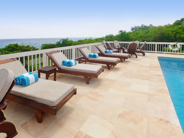 Jamaica Home 960332