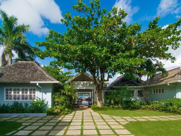 Jamaica Home 960335