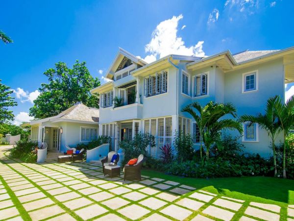 Jamaica Home 960335