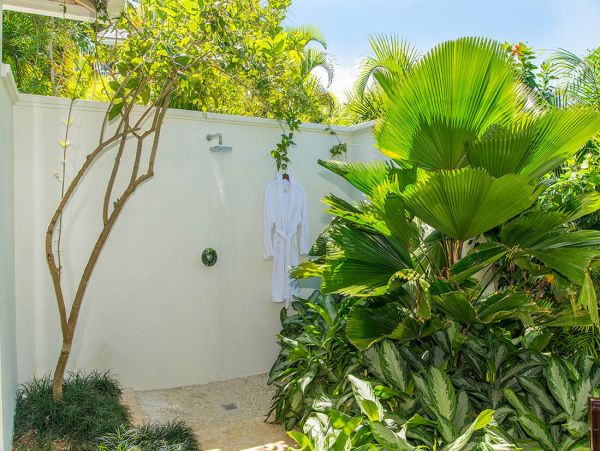 Jamaica Home 960338