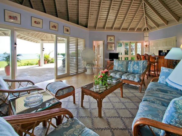 Jamaica Home 960339