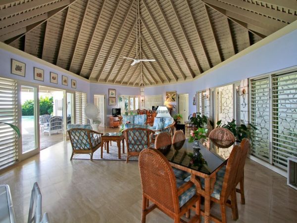 Jamaica Home 960339
