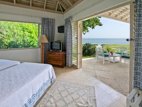 Jamaica Home 960339