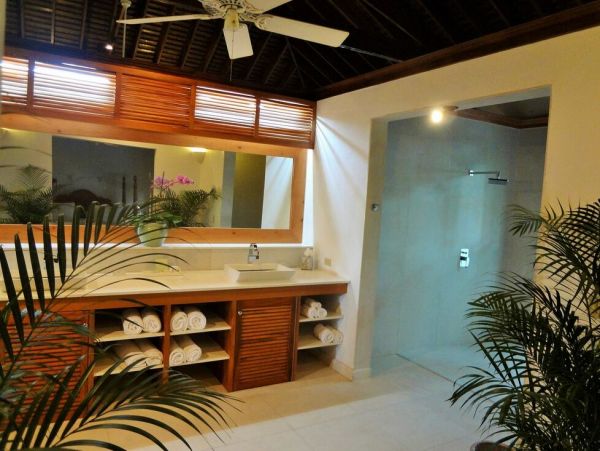 Jamaica Home 960341