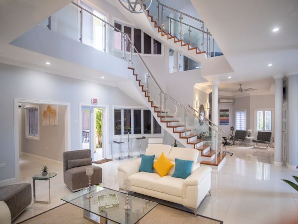Jamaica Home 960342