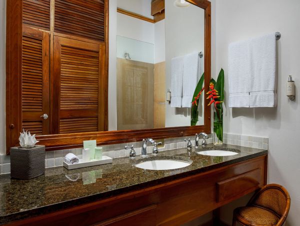 Jamaica Home 960346