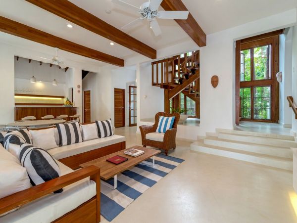 Jamaica Home 960346