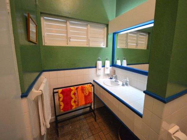 Jamaica Home 960353