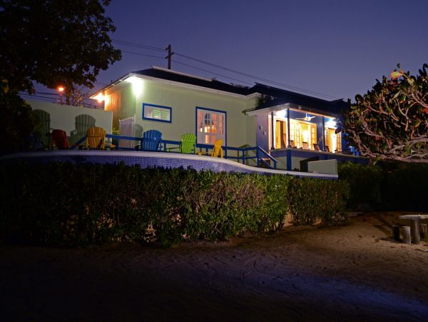 Jamaica Home 960353