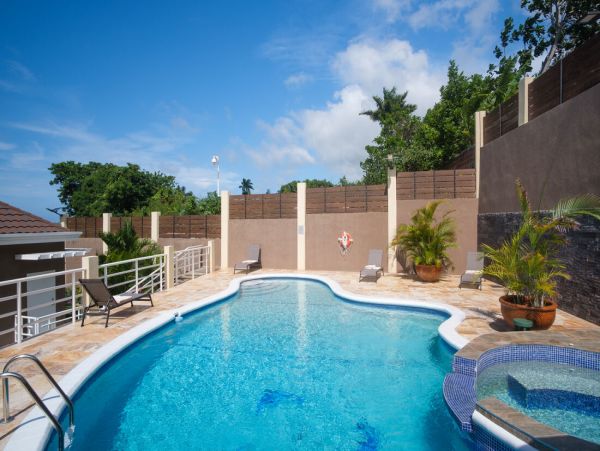 Jamaica Home 960354