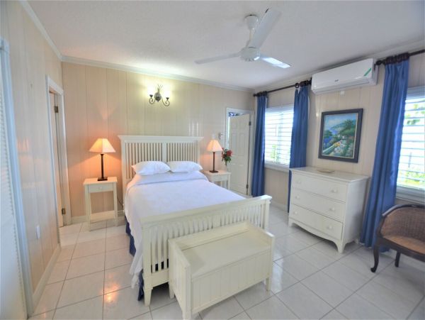 Jamaica Home 960357