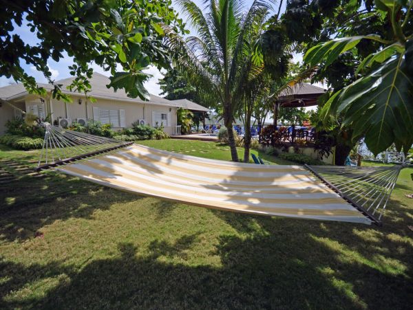 Jamaica Home 960361