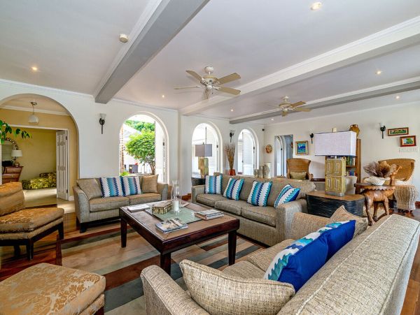Jamaica Home 960369
