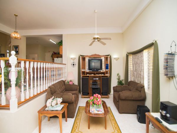 Jamaica Home 960372