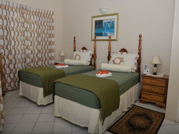 Jamaica Home 960372