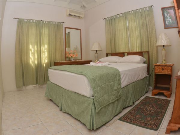 Jamaica Home 960372