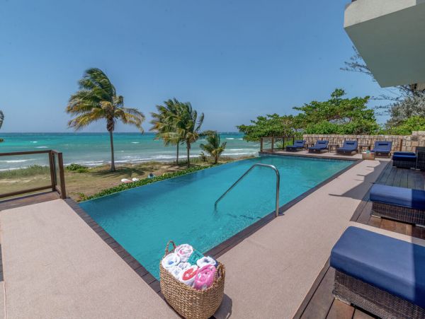 Jamaica Home 960379