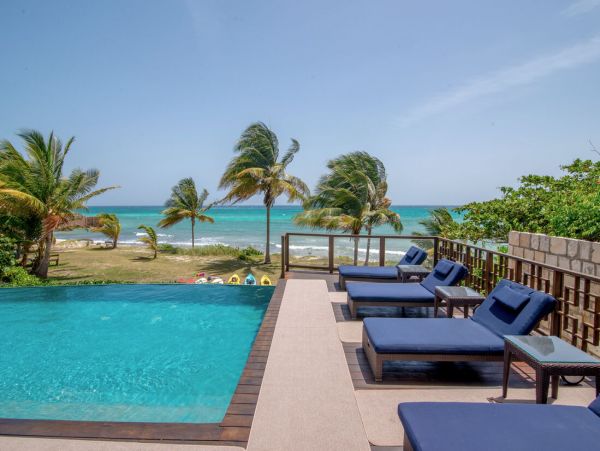 Jamaica Home 960379