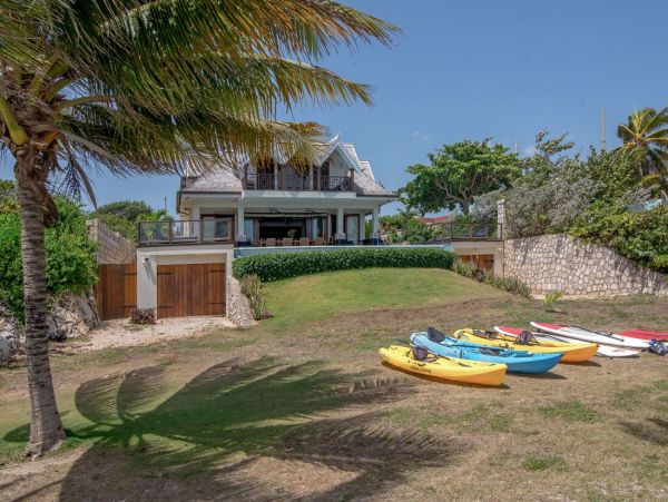 Jamaica Home 960379