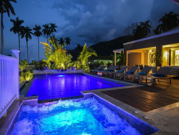 Jamaica Home 960381