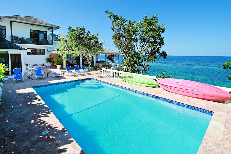Jamaica Home 960382