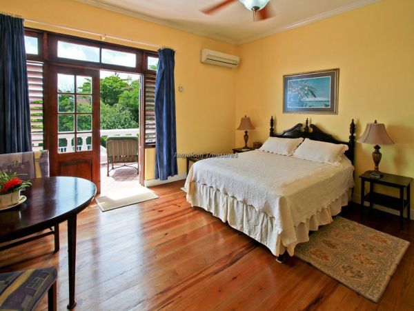 Jamaica Home 960382