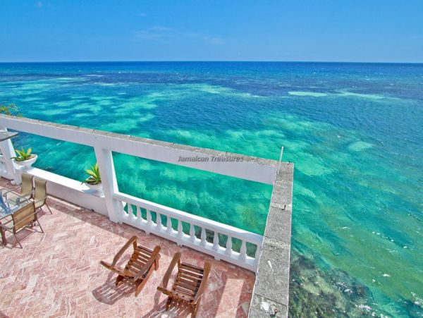 Jamaica Home 960384