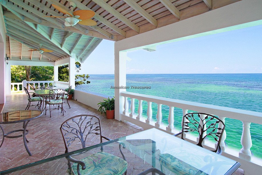 Jamaica Home 960384