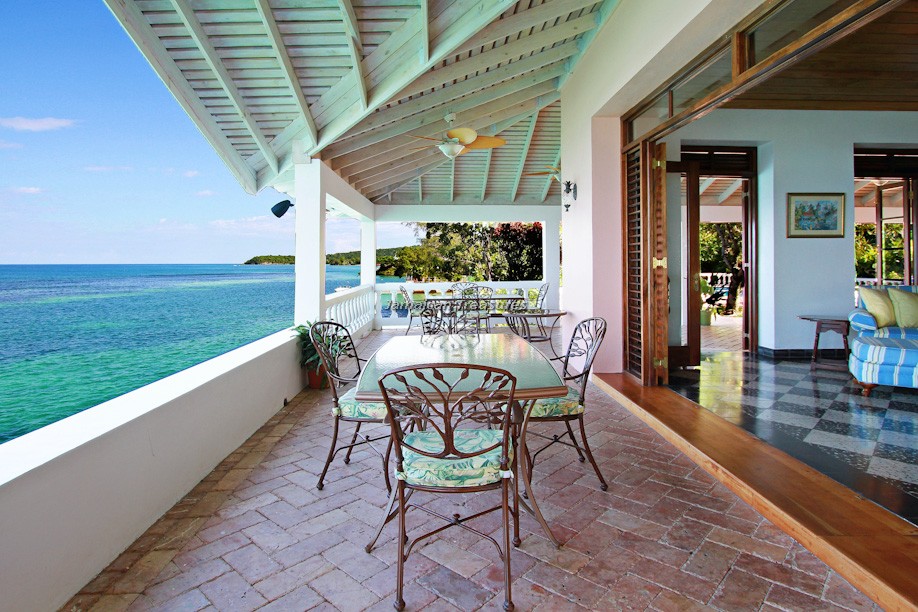 Jamaica Home 960384