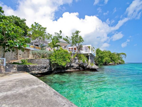 Jamaica Home 960384