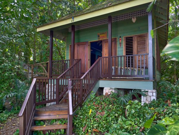 Jamaica Home 960384