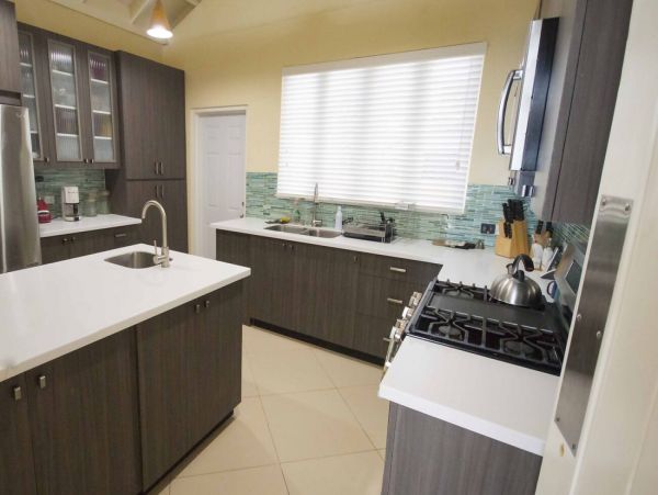 Jamaica Home 960386