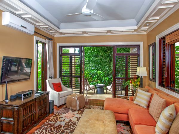 Jamaica Home 960388