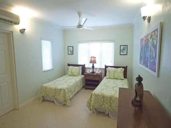 Jamaica Home 960390
