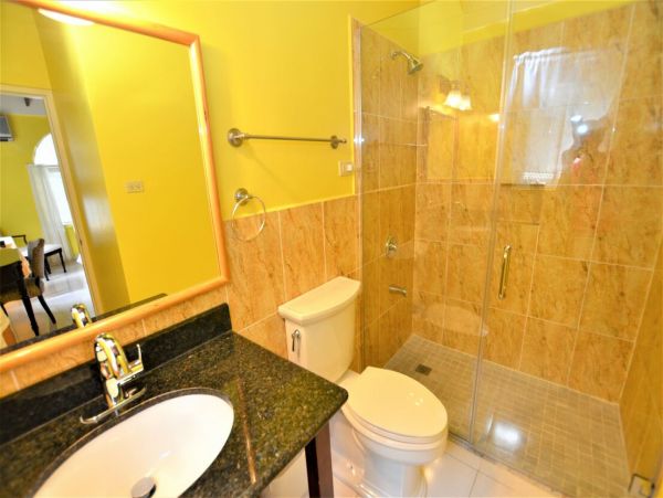 Jamaica Home 960403