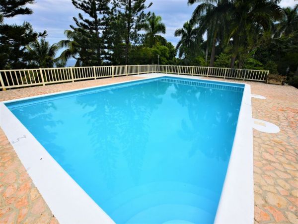 Jamaica Home 960403