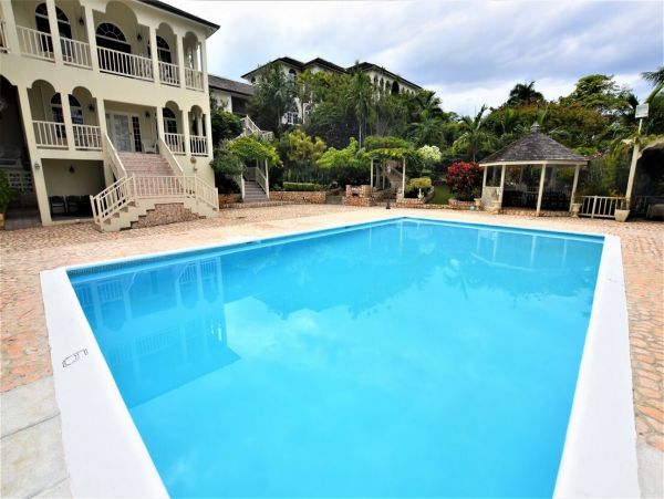 Jamaica Home 960403