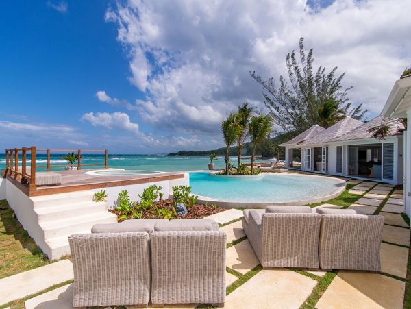 Jamaica Home 960409
