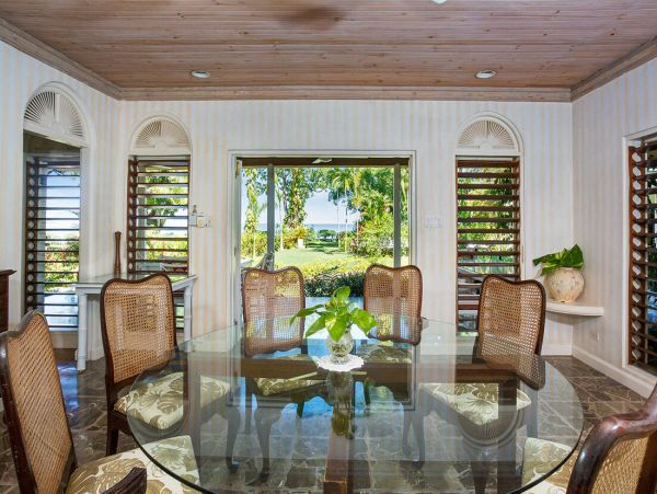 Jamaica Home 960411