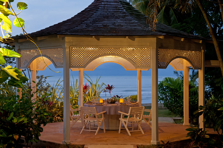 Jamaica Home 960417