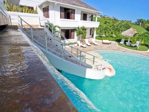 Jamaica Home 960419